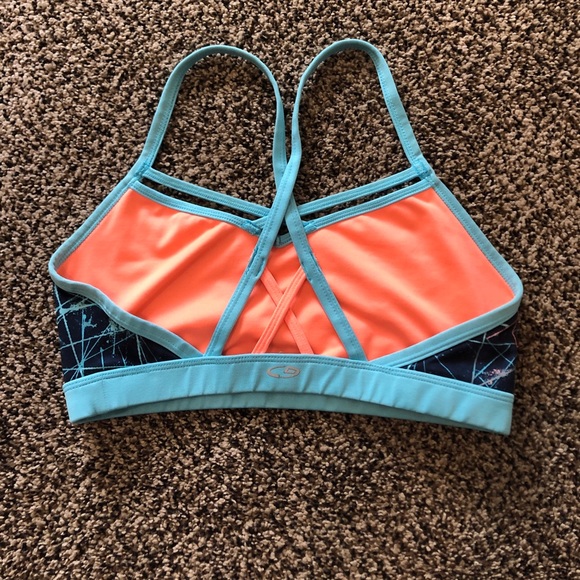 Target Sports Bra - Picture 2 of 2